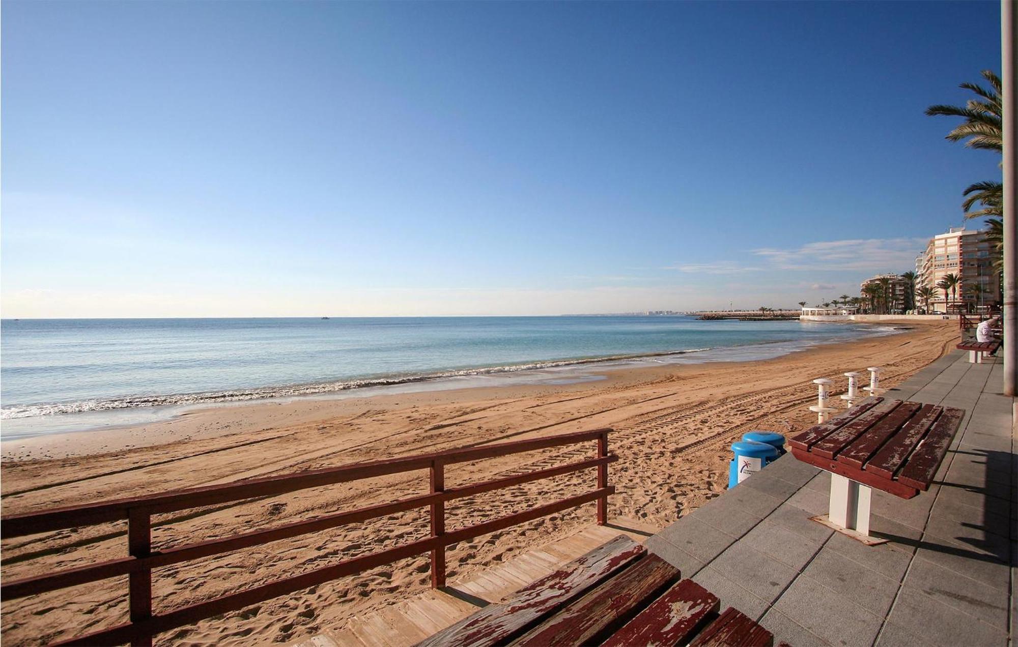 1 Bedroom Pet Friendly Apartment In Torrevieja Exteriér fotografie
